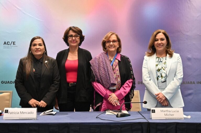 Mujeres analizan México en la Feria Internacional del Libro de Guadalajara,  “Mujeres en el poder: El rumbo de México” en  FIL Pensamiento 