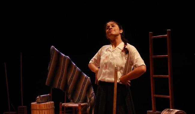 Regresa al Teatro El Granero Xavier Rojas con La Señora de la Radio en torno al     8M
