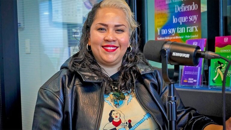 La música herramienta poderosa para retratar la realidad  Vivir Quintana: ¿Es posible enseñar desde la música?