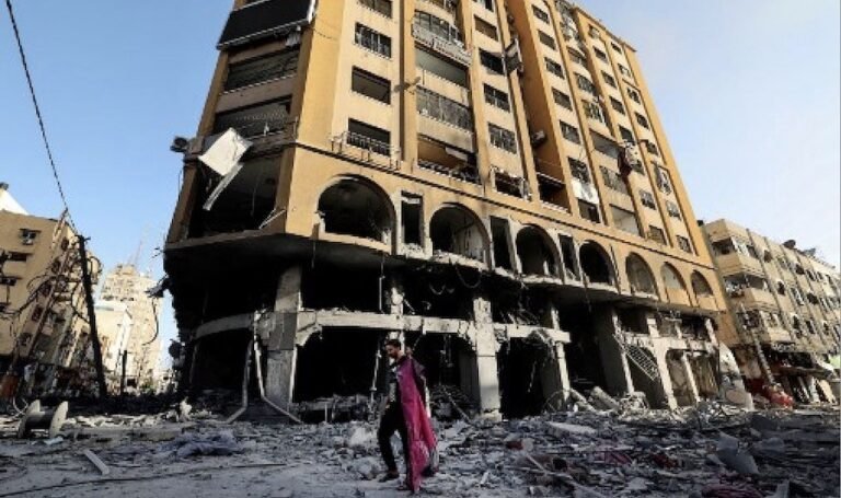 Ciento ochenta periodistas muertos en Gaza para silenciar el genocidio
