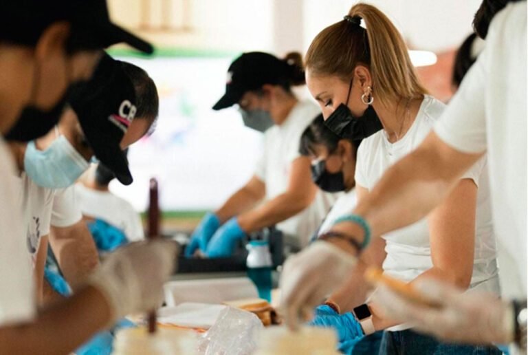 5 mil comidas diarias, nuestra meta, para la Frontera