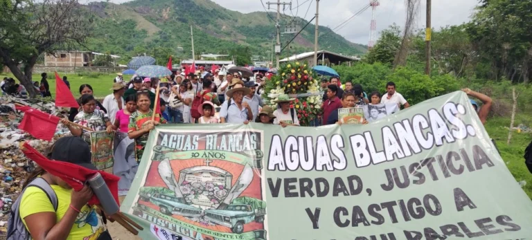 El Recuento: A 30 años de la masacre de Aguas Blancas contra 17 campesinos, la justicia no llega; piden a la presidenta cerrar  la herida 