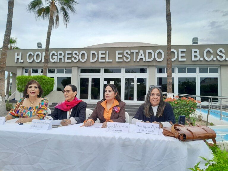 Denuncian incumplimiento del Congreso de BCS en instalación del Parlamento de Mujeres
