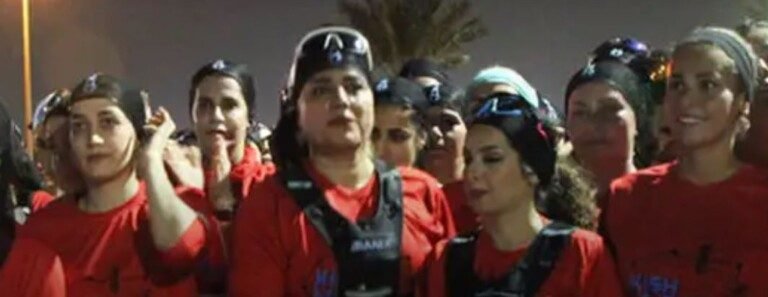 Mujeres participaron de una maratón sin velo y los organizadores fueron detenidos