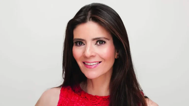 Nos ha faltado contar bien la historia de las mujeres en México: Isabel Revuelta Poo