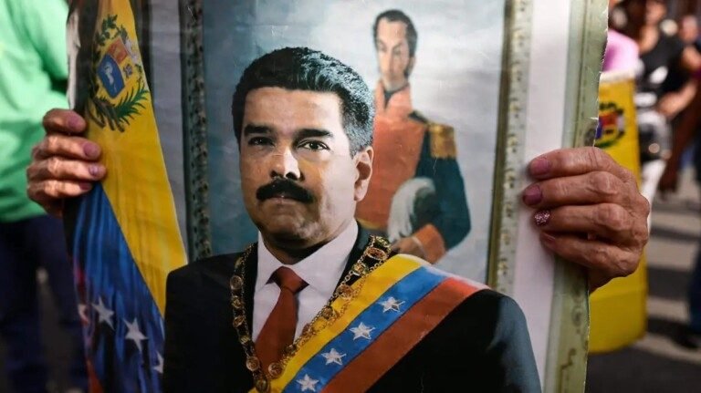 Después de la captura de Nicolás Maduro, ¿quién gobernará Venezuela y qué dice la Constitución?