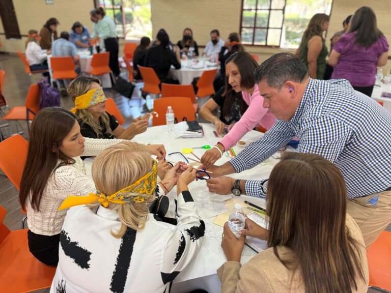 La opinión| Liderar para transformar