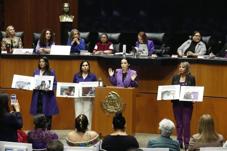 Legítima la indignación de las mujeres que gritan en las marchas, Laura Itzel Castillo 
