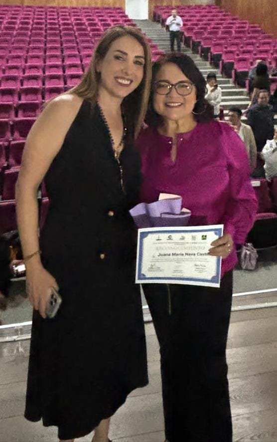 Reconocen organizaciones de Nuevo León trayectorias de periodistas