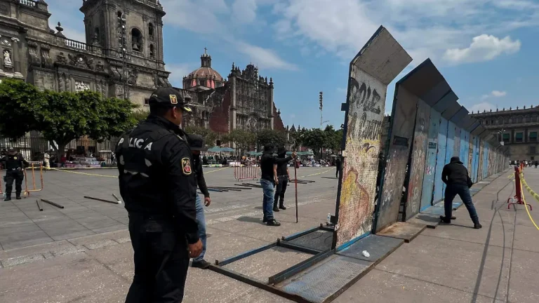 Vallas metálicas y 400 policías, entre los preparativos por la marcha del 8M en CDMX
