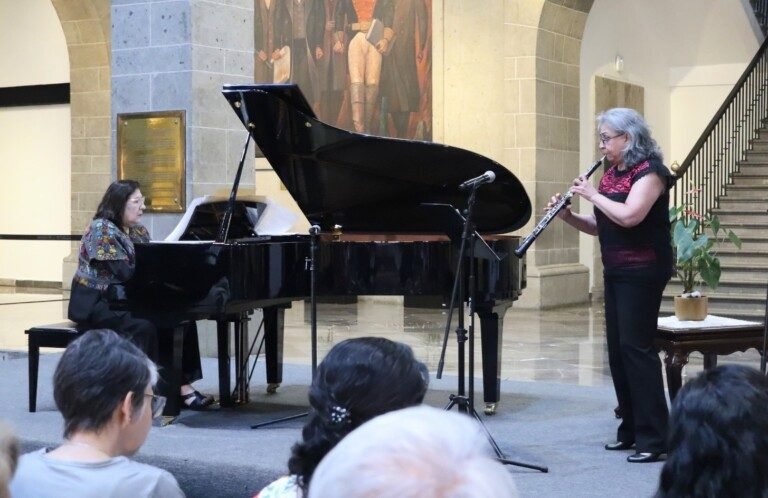 Virtuosas del oboe y el piano interpretan piezas de mujeres compositoras de diferentes épocas