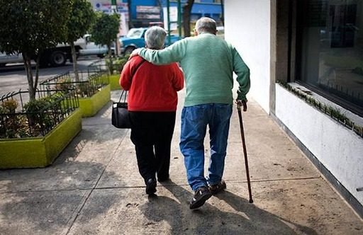 Viudas e hipertensas las mujeres mayores de 50 años de acuerdo a la ENASEM 2024