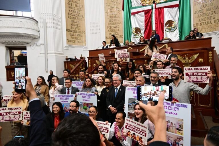 Aprueban el Sistema de Cuidados en la Ciudad de México