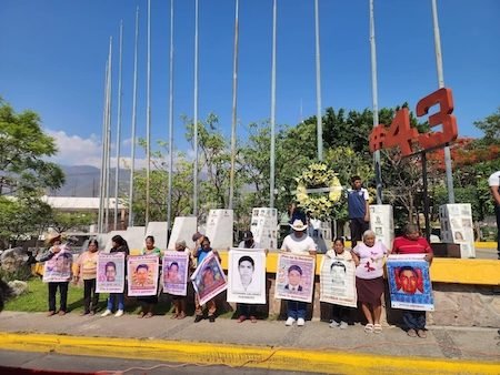 Estancadas las investigaciones de los 43 normalistas desaparecidos