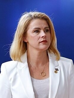 Renuncia la Primera Ministra de Letonia Evika Silina por polémica en la guerra entre Rusia y Ucrania
