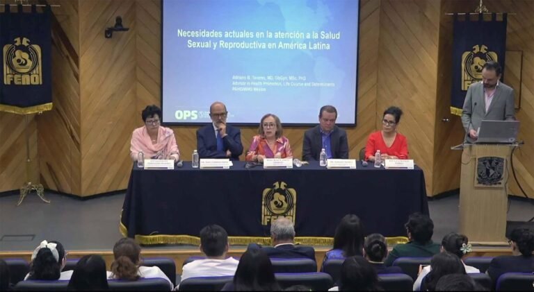 Relevante papel de profesionales de enfermería y partería en el orbe, exponen en simposio