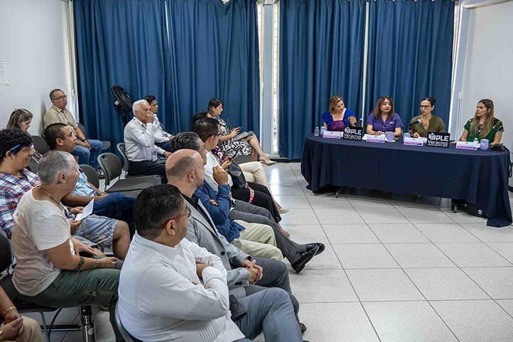 UV alojó presentación de la campaña “Nuestras voces cuentan” 