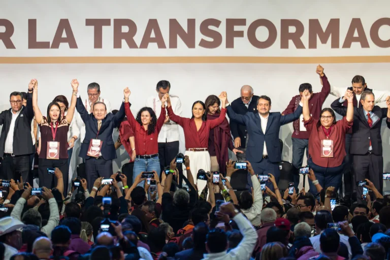Se apuntan 45 mujeres para competir en Morena para ser candidatas en las 17 gubernaturas para 2027