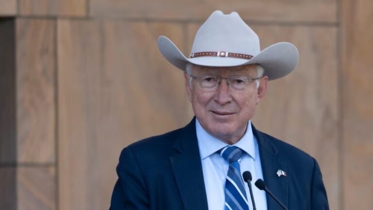 Declaración del Secretario y Embajador Ken Salazar sobre su obra «BORDERLANDS: MI LUCHA POR UNA AMÉRICA INCLUSIVA» 